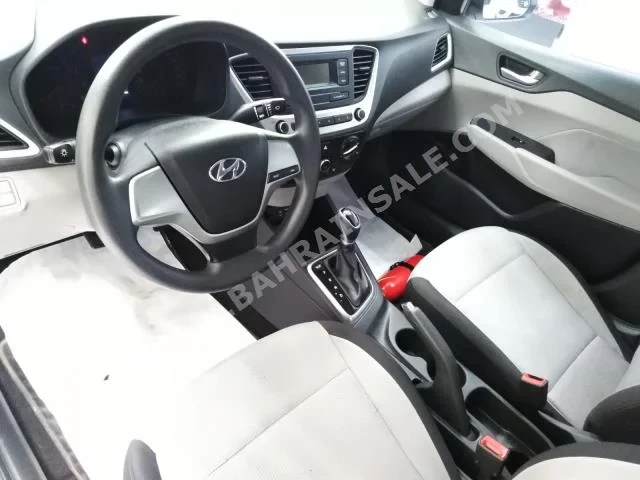 Hyundai Accent 2019 Sedan Automatic 4 42,000 FWD Pearl Gasoline