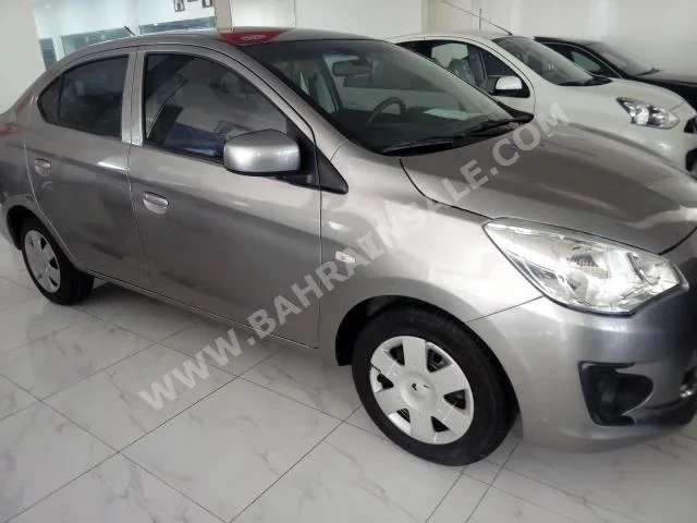 Mitsubishi Attrage 2020 Sedan Automatic 4 12,000 FWD Gray Gasoline